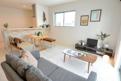 賃貸 vs 一戸建て、どっちが得？将来を見据えたマイホーム選びのポイント