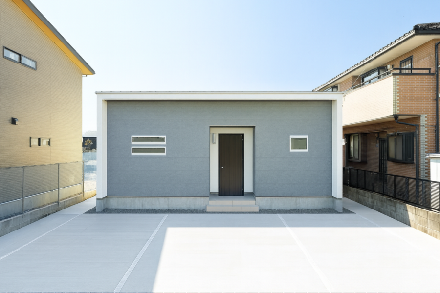 光と動線が整う、24坪のシンプル平屋